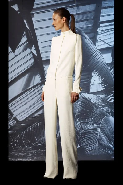 Look 11